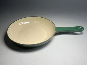 Vintage Le Creuset TF Voll Emaille Waldgrün 8" Pfanne Braten Sauce Saucier Pfanne - Bild 1 von 8