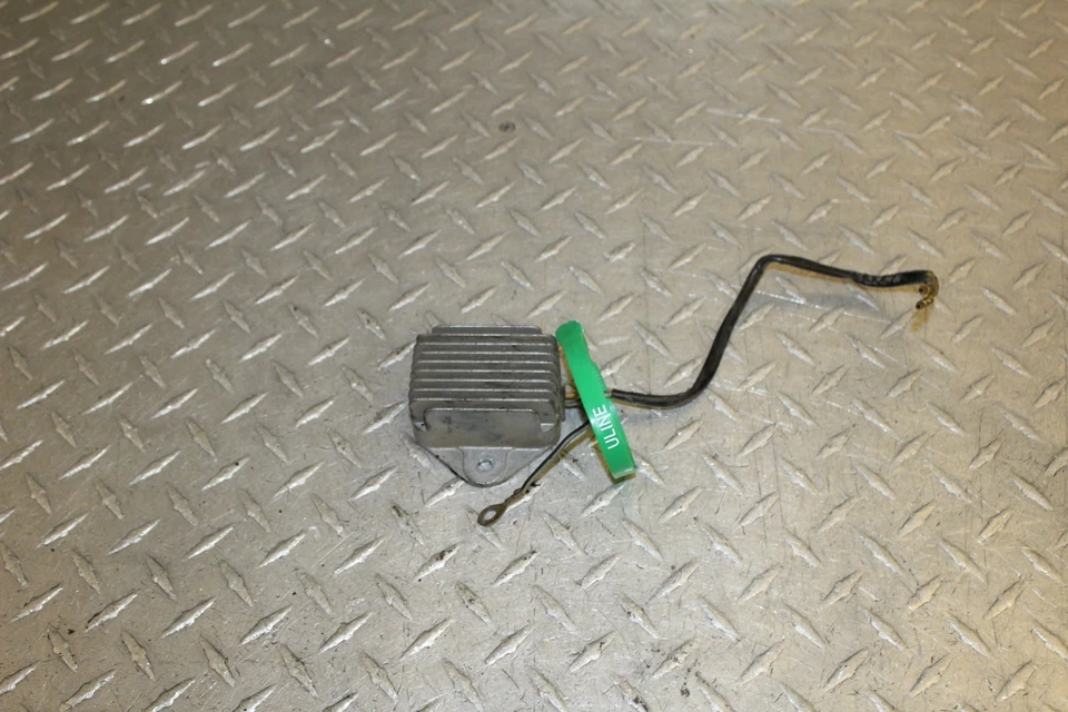 Suzuki GS1000 GS 1000 1978 rectificador regulador de voltaje Foto 1 de 4