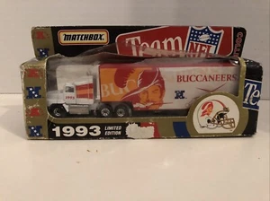 Tampa Bay Buccaneers 1993 Matchbox 18 Wheeler White Rose Collectibles Box Damage - Bild 1 von 7