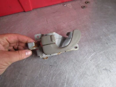Dodge Stratus 2001-2005 cupé OEM lado del conductor mango interior 01 02 03 04 05 Foto 1 de 3