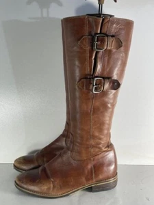 Stivali al ginocchio Clarks da donna in pelle marrone con zip laterale taglia UK 4 EUR 37 -A223 - Foto 1 di 9