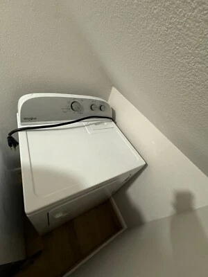 Whirlpool Deep Water Wash 3.5-cu / Whirlpool 7-cu ft Vented Electric Dryer - Image 1 of 2