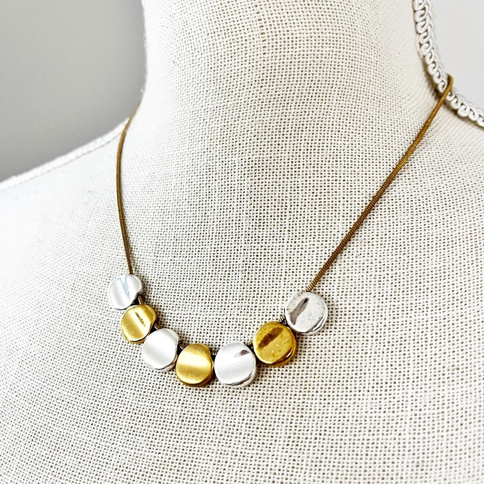 Monet Mixed Metal Necklace Foto 1 de 1