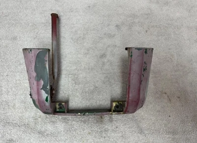 Cougar Grille 1970 capó central envolvente Foto 1 de 4