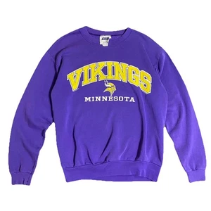 Minnesota Vikings Sweatshirt Medium Purple Spell Out Logo M Vintage 90s Crewneck - Picture 1 of 17