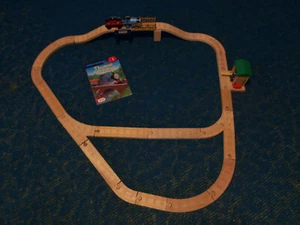 THOMAS GOES FISHING LEARNING CURVE WOODEN VNTG CUSTOM SET WITH STORY BOOK GUC - Picture 1 of 13