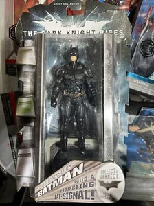 Batman Dark Knight Rises Movie Masters Deluxe Batman 6" Figur BuildBat Signal - Bild 1 von 8
