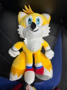 Tails 12'' Sonic Plush from Sonic the Hedgedog - Picture 1 of 2