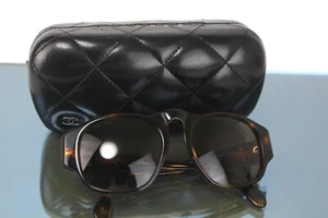Chanel CC Logos Brown Tortoiseshell Sunglasses Eyewear Women's Accessories Italy - Picture 1 of 17