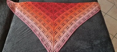 Dreieckstuch Schultertuch selbst gehäkelt, rottöne - Bild 1 von 4