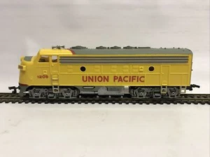 Bachmann 61501 HO EMD F9 Diesel Locomotive Union Pacific 1206 Tested - Picture 1 of 6