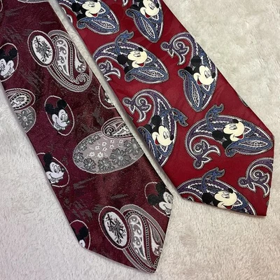 Corbata de Seda Vintage Disney Mickey Mouse Rojo Gris Balancine Cervantes Lote 2 Foto 1 de 4