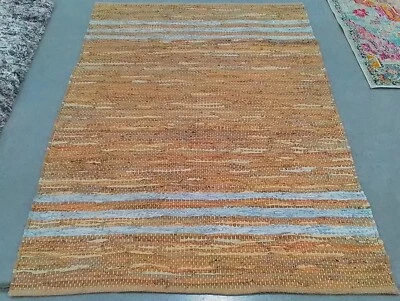 Tapete bege/marfim 4'-0" x 6'-0" defeito, preço reduzido 1172767843 VTL400B-4 - Imagem 1 de 4