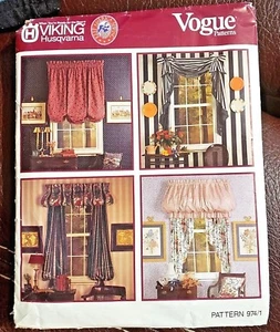 Patrón Vogue 974/1 6 tratamientos para ventanas, 1 funda para silla plegable y 7 almohadas - Nuevo - Imagen 1 de 4