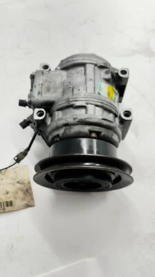 Conjunto de compresor de aire acondicionado Toyota Pickup 1991-1995 3,0 L OEM CS20095 Foto 1 de 4