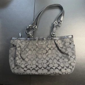 COACH SIGNATURE CANVAS SHOULDER BAG H1176 BLACK LEATHER STRAP SILVER ZIP - Picture 1 of 11