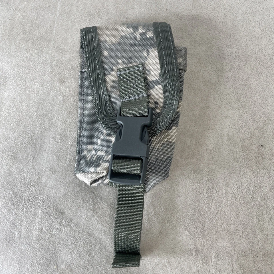 TACTICAL TAILOR Brújula / Bolsa Estroboscópica Digital CAMO Hecho en EE. UU. Equipo Militar Foto 1 de 4