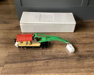 NEW Lionel MTH Trains 2810 O-Gauge Derrick Crane Car Yellow & Green Free Ship - Picture 1 of 11