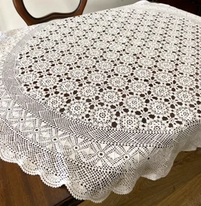 Handmade table cloth crocheted flowers round white cotton diameter 132 cm T53 - Picture 1 of 5