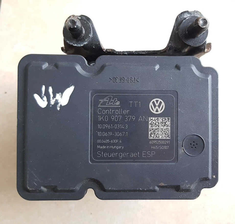 VW AUDI SKODA ASIENTO ABS BOMBA Y MÓDULO DE CONTROL 1K0907379AN / 1K0614517BJ Foto 1 de 4