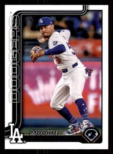 2025 Topps #500 Mookie Betts Los Angeles Dodgers - Imagen 1 de 2