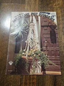 1974 Macrame Easy To Make Pot Hangers Instructions H 224 - Picture 1 of 2
