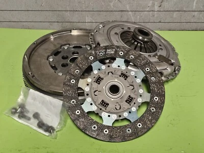 CITROEN DISPATCH Dual Mass Flywheel & Clutch Kit 1.5D 1.6D 415071510 2016-On - Image 1 of 4