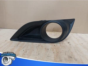 Mazda BT50 RH fog light bezel - Picture 1 of 4