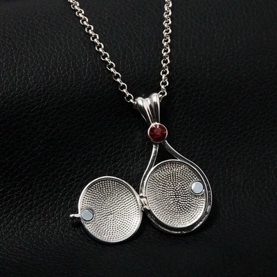 Medaillon-Halskette mit Meerjungfrauen-Motiv / Edelstahl / Neu - Bild 1 von 2