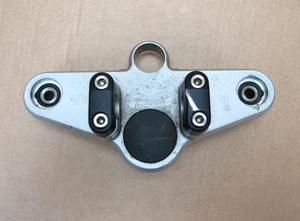 BMW R1150GS 1999 59.599 millas canesú horquilla superior superior (8260) - Imagen 1 de 4