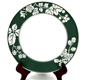 Mikasa Fashion Country Walk 8 1/2 in Salad Dessert Plate Green White Leaf Acorn - Picture 1 of 7