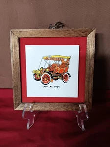 Unmarked CADILLAC 1904 Tile Wall Hanging - Ceramic Art Tile & Wood - Picture 1 of 6