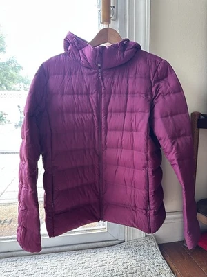 Бесшовная пуховая парка UNIQLO Ultra Light Down 211-409113 женская размер L - Изображение 1 из 4