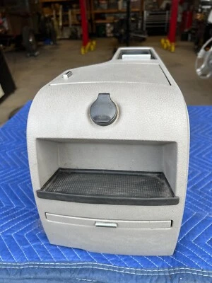 Saturn Vue 2002-2007 gris consola central reposabrazos moldura portavasos OEM #619EM Foto 1 de 4