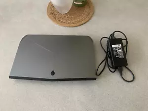Alienware 17 R2 - GTX 980M, i7-4710HQ, 512GB SSD, 1TB HDD, 16GB RAM - Picture 1 of 13