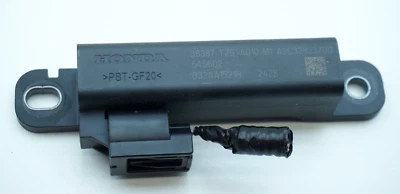 2014 - 2021 HONDA ODYSSEY RADIO ANTENNA CONTROL ASSEMBLY OEM - image 1 of 4