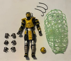 Storm Collectibles Mortal Kombat - Cyrax escala 1:12 6” figura suelta - Imagen 1 de 3
