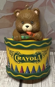 Ornamento da appendere 3" pastelli Crayola vintage 1992 - Foto 1 di 4