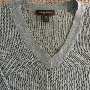Tommy Bahama Mujer Talla Mediana Azul Claro Tejido Abierto Top Suéter Cuello en V Camisa - Imagen 1 de 3
