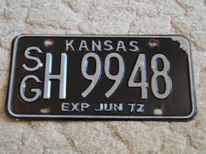 ANTIQUE 1972 KANSAS LICENSE TAG/PLATE - #SGH 9948  - Picture 1 of 2