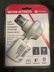 UtiliTech Motion Activated Light Control 180 Degree Detection Model 0757540 NEW - Picture 1 of 2