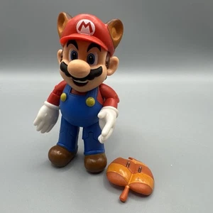 Figura Jakks Pacific World of Nintendo 4" Mario RACCOON MARIO CON HOJA - Imagen 1 de 4