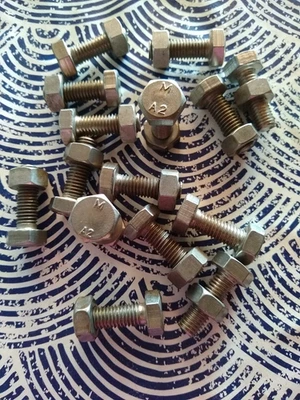 Lot 15 boulons vis écrou A2 en inox M 10 30 mm tête hexagonale de 17 - Photo 1/4