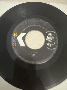 James Brown "Soul Power" (Parts 1-3) 45 on KING Label...70s Funk VG (Very CLEAN) - Foto 1 di 2