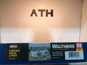 Walthers HO Scale #933-3790 Company House 2 Pack kit - Picture 1 of 2