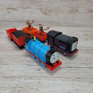 2x Thomas And Friends TrackMaster Bundle Motorized Trains Fully Working - Picture 1 of 9