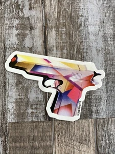 PEGATINA PISTOLA SUPREME MENDINI SS16 - Imagen 1 de 1