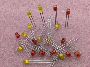 10 STCK. LED 4 mm Flat Top rot HLMP M201/10 STCK. gelb HLMP M301 Fairchild - Bild 1 von 4