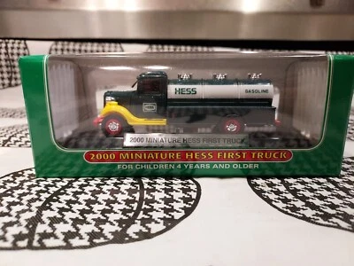 FAROS DE PRIMER CAMIÓN HESS 2000 MINIATURA HESS FUNCIONA EN CAJA Nuevo Antiguo Stock Foto 1 de 4