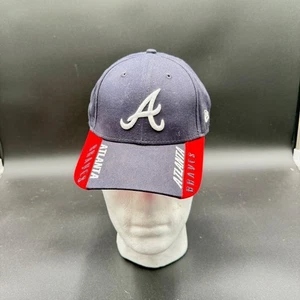 New Era 9Forty Atlanta Braves Strapback blu rosso accento sei pannelli merce originale - Foto 1 di 7